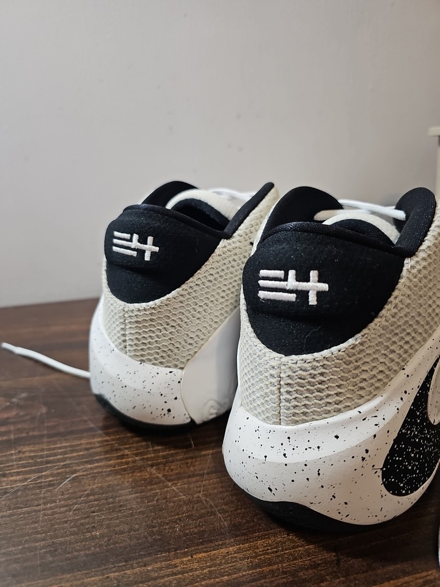 Size 16 Nike Zoom Freak 1 Oreo White Black Charles Veronica