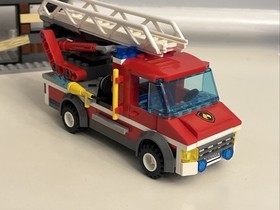 LEGO City: Fire Emergency (60003) 100% Complete with Minifigures