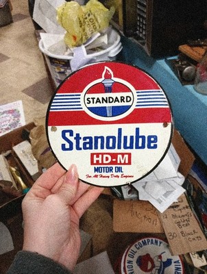 Round 6'' Porcelain Standard Stanolube HD-M motor oil For all heavy duty engines