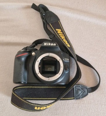 Nikon D3200 ohne akku DEFEKT