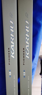 KARHU Pioneer Cross Country Snow Skis w Rossignol IFP Bindings