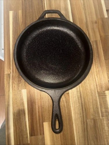 Lodge Cast Iron Skillet #8 10.5” Pre-Seasoned Frying Pan Made in USA