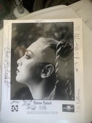 Sister Soleil   Multi-Signed Promotional Photo ( 99- 01) Stella Katsoudas + Band