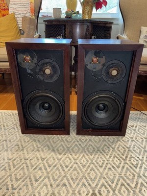 Vintage ACOUSTIC RESEARCH AR-3 Speakers Pair Restored  62118/62222 W/Boxes!