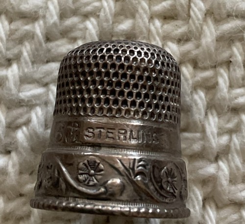 Antique Sterling Silver Thimble w/ Flowers & Anchor Hallmark Size 6 Stern Bros.?