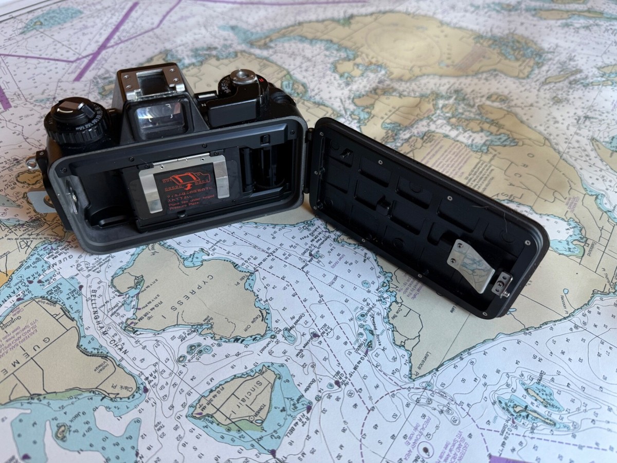 Nikon Nikonos V 35mm Point & Shoot Film Camera for sale online | eBay