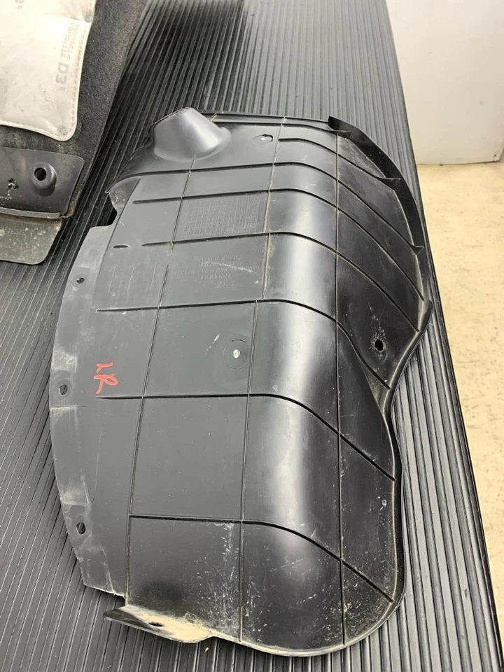 2021 - 2023 HYUNDAI ELANTRA OEM FORRO INTERNO DE RODA TRASEIRA ESQUERDA PARA FRENTE - Imagem 2 de 4