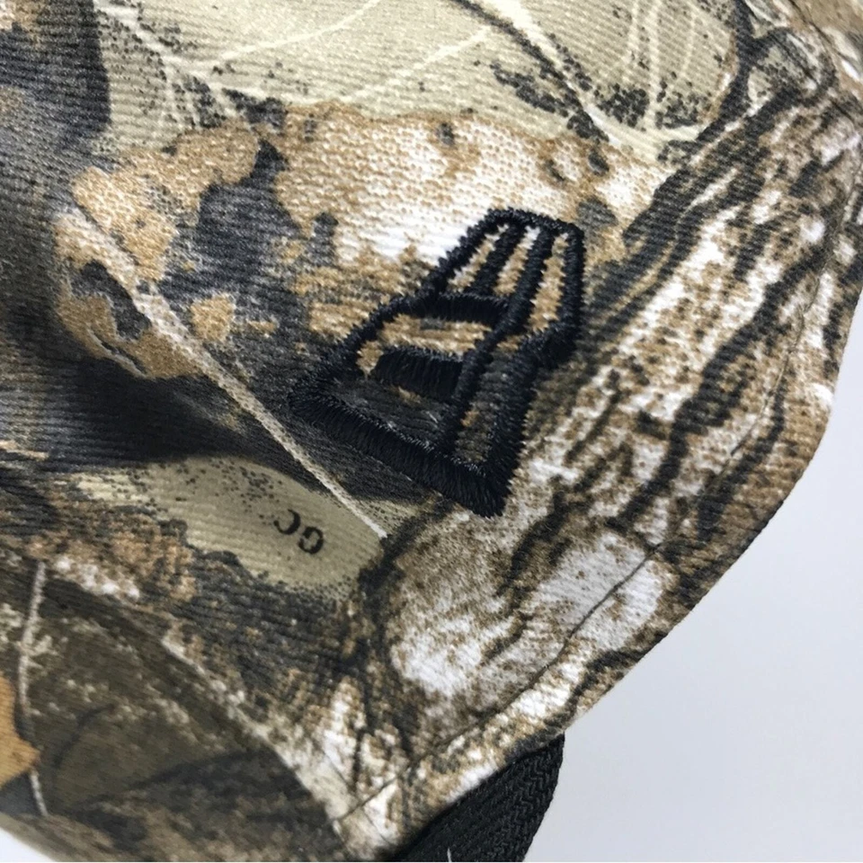 New Era Los Angeles Dodgers 40th Anniversary 59Fifty Hat, Size 7 5/8 - Camo/Grey - Image 4 of 4