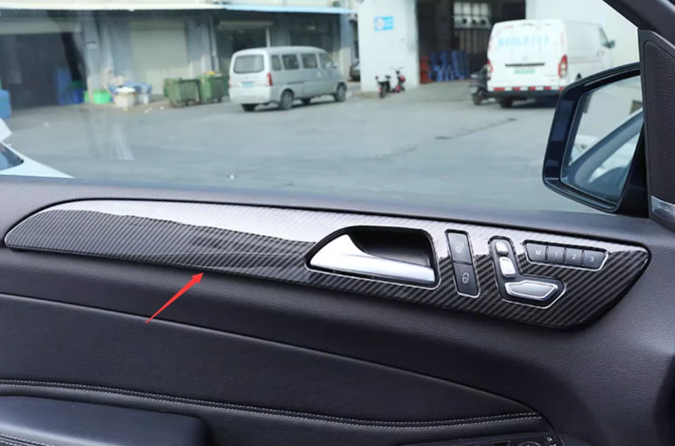 Cubierta decorativa del panel interior de la puerta de fibra de carbono para Mercedes-Benz ML350 2012-2015 Foto 2 de 4