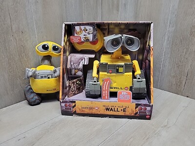 HELLO WALL-E Remote Control Interactive Robot Toy Light Sound 8.5 Disney Pixar