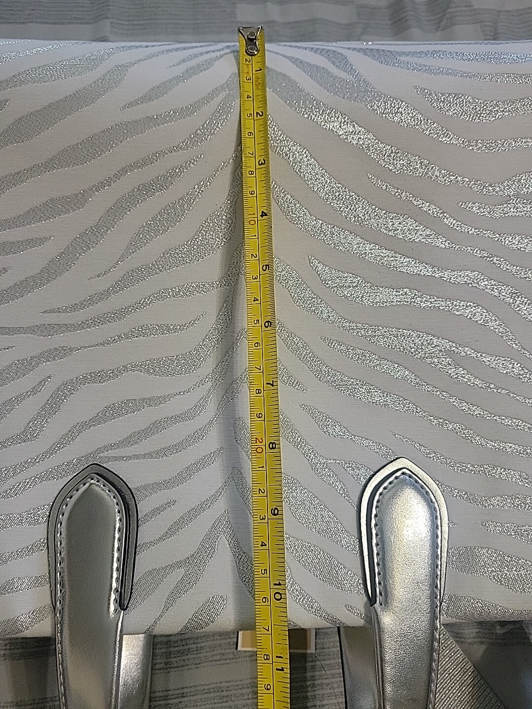 Picture 11 of 12