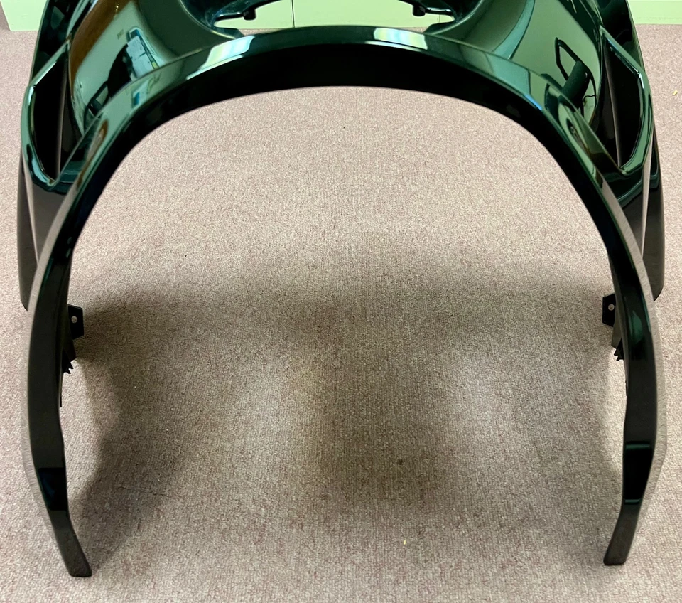 Harley-Davidson 57001562 Front Fairing Black-M8 Low Rider ST Foto 4 de 4