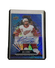 2022-23 Upper Deck Allure - Dylan Larkin #29 Blue Line /35 Auto Redwings 🔥