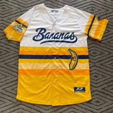 Savannah Bananas Baseball Jersey Size Medium 3N2 Sports Retro Stripe RARE