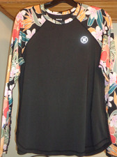 HURLEY BLACK/MULTI FLORAL LONG SLEEVE UPF50 RASH GUARD TOP  NEW SZ M