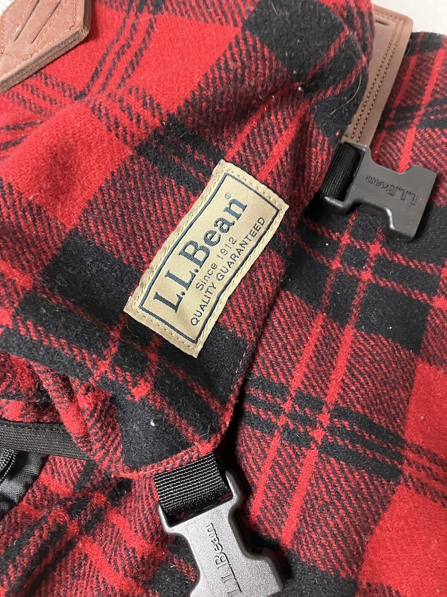 L.L.Bean Check Classic Wool Daypack Backpack Red And Black  display picture 2