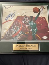Jaylen Brown autograph picture