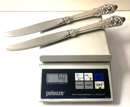 Vintage Wallace Sterling Silver Handled "Grande Baroque" Knives 6.0 Oz-169 Gms.