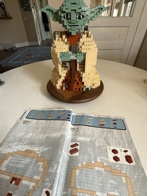 LEGO Star Wars Yoda 7194 Ultimate Collector Series Instructions / No Box 