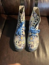 RARE : Dr. Martens Floral Boots Pascal Patter...