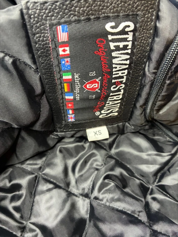 Chaqueta Universitaria Vintage Stewart Strauss Unisex Azul Marino Lana y Cuero Genuino Foto 4 de 4