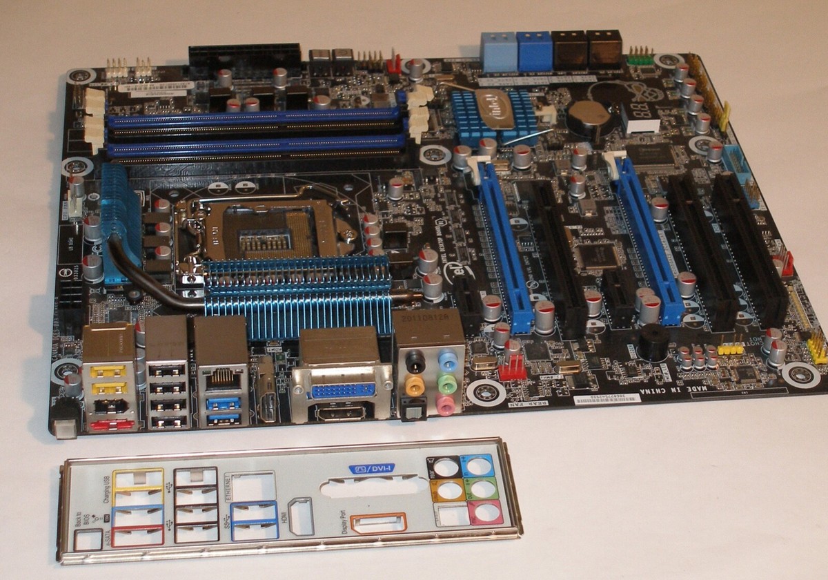 Intel DZ68BC Extreme Series Z68 LGA1155 ATX Motherboard I/O Shield