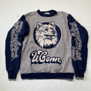 uconn sweatshirt blanket
