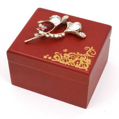 DOUBLE HEART FLOWER  WOOD WIND UP  MUSIC  MUSIC BOX   ( 100 SONGS AVAILABLE )