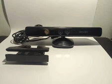 Microsoft Xbox 360 Kinect Motion Sensor Bar Camera Model 1414 w/ TV mount