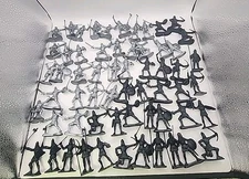 LOT oF Black Gray Plastic Static Medieval Knights Warriors D&D 2in Toys Figures