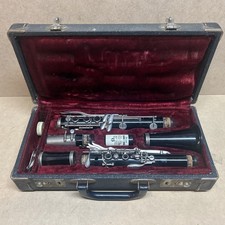Bundy Resonite Clarinet H A Selmer USA with Hard Carrying Case Vintage