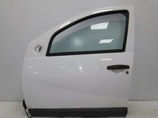 Porte avant et accessoires Dacia SANDERO