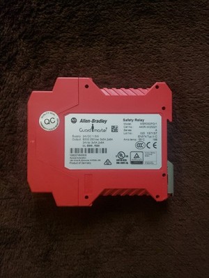 Allen-Bradley 440R-W23221 Safety Relay MSR330PGr1 24VDC
