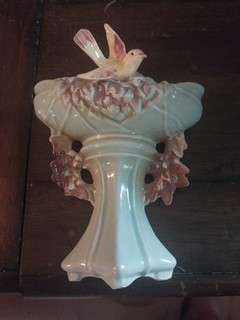 Vintage. Mccoy Bird Bath Wall Pocket
