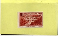 FRANCE TIMBRE N°262 NEUF* PONT DU GARD ANNEE 1929/30 TRES BEAU