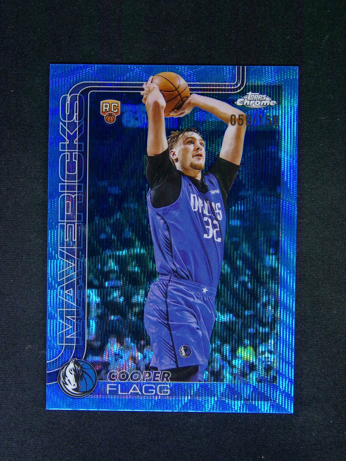 2025-26 Topps Chrome Cooper Flagg #251 RC Blue Wave Refractor Color Match /150