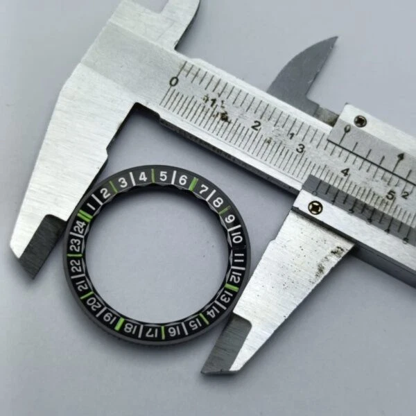 Anillo interior con bisel de reloj Orient World Diver Y469622-7A NOS SBZ205ABR2 (SS) Foto 3 de 4