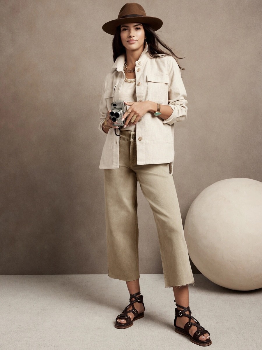 NWT Banana Republic Quartz Tan Beige Raw Hem Wide-Leg Cropped