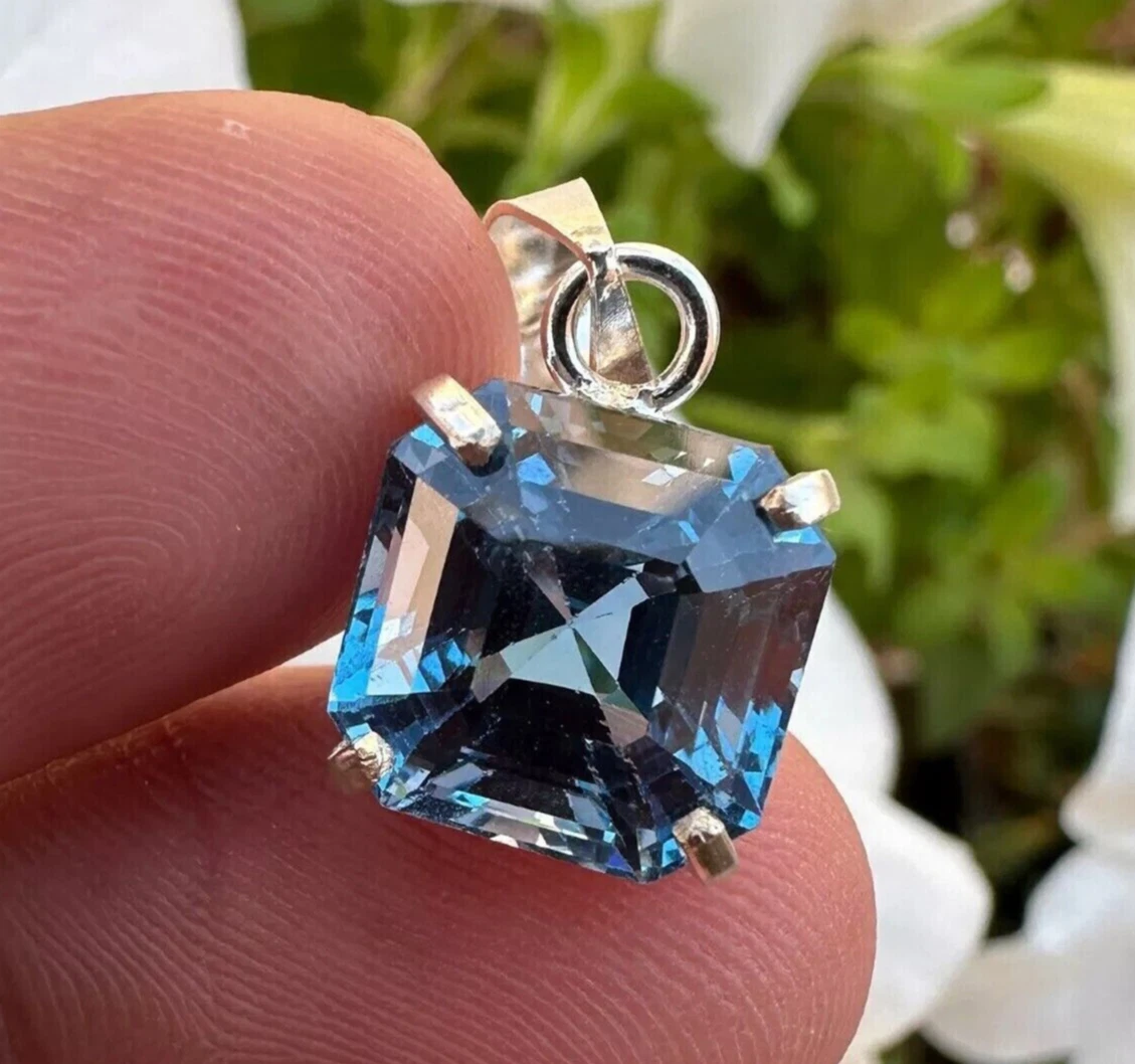 Orecchini Quadrati In Argento Sterling E Ambra Del Baltico - Chiusura A Farfalla - 0,8 Cm