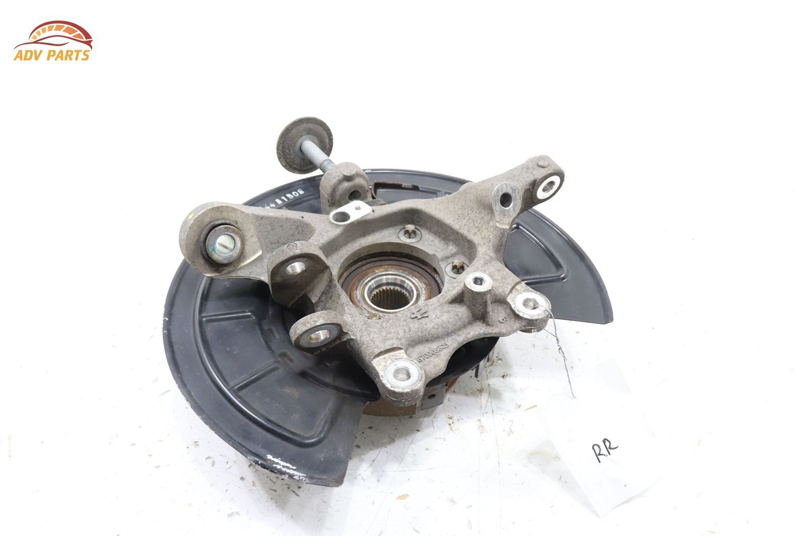 2014 - 2016 MASERATI QUATTROPORTE AWD REAR RIGHT SIDE SPINDLE KNUCKLE HUB OEM