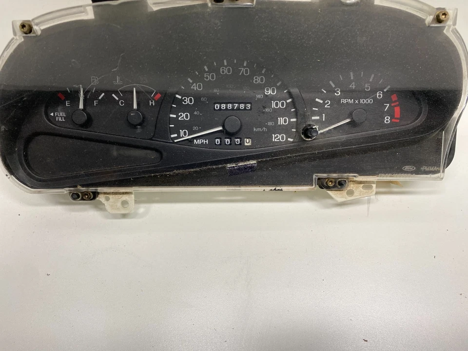 Cuadro velocímetro instrumento Ford Escort 1998-2002 millas 88783 OEM, 257-03186 Foto 2 de 4