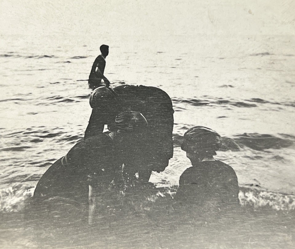 Vtg 1920s Photo Swimmers Ocean Waves Accidental Face Silhouette Optical Illusion