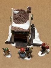 Heritage Village Collection Childe Pond And Skaters Set Of 4 Pieces Dept 56