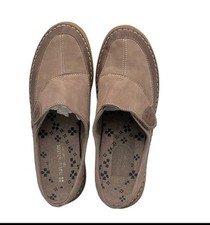Naturalizer Jenkins Slide Mules Womens Size 7.5 Taupe Suede Leather Adjustable