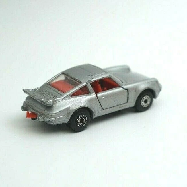 Coche de colección Matchbox Porsche Turbo Nº 3 Superrápido Lesney Inglaterra - Plateado Foto 2 de 2