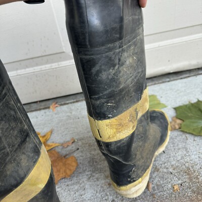 Vintage Ranger Rubber Co Firemaster Steel Midsole Insulated  display picture 1