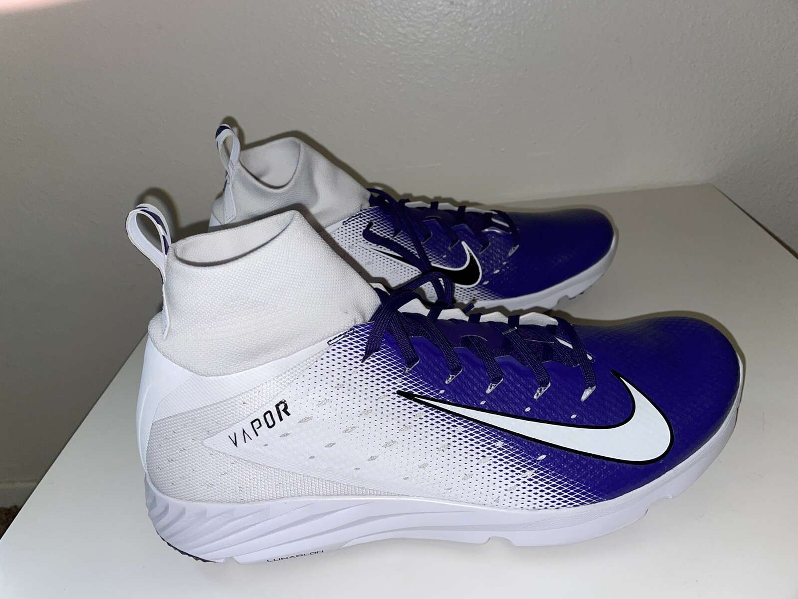 Nike Vapor Untouchable Speed 2 Turf Shoes Purple AO8744-106 Men Size 13.5 RARE