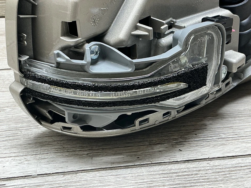 Acura RLX 2014-2015-2016-2017-2018 LADO DEL PASAJERO DERECHO OEM E13027544 Foto 4 de 4