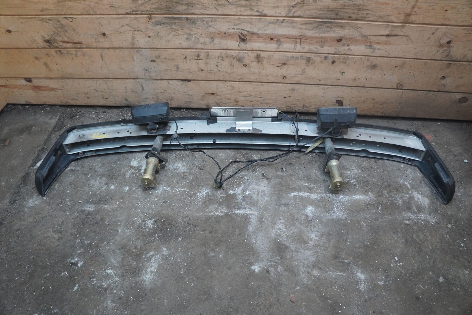 Front Bumper Cover Assembly OEM Bentley Mulsanne 1988