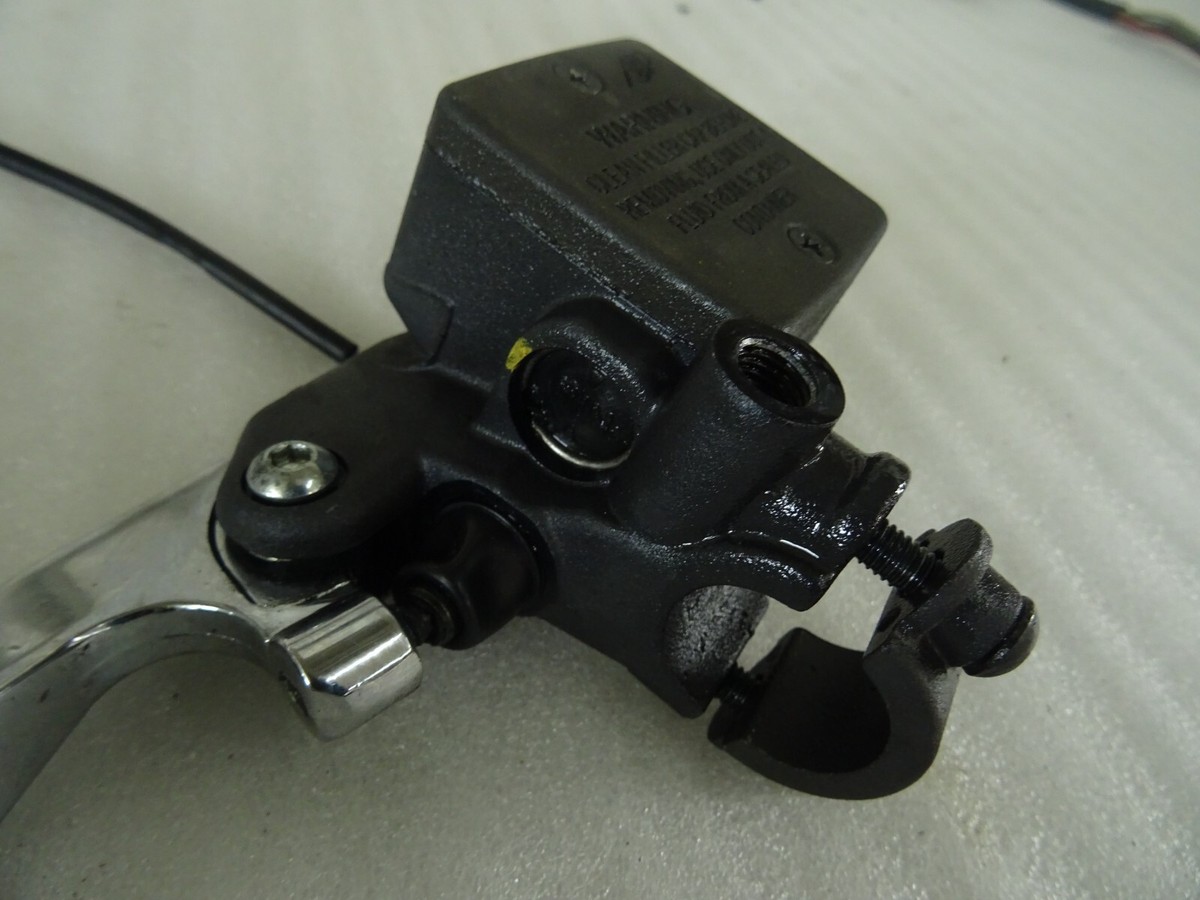 ER. Peugeot Satelis 250 Bremspumpe vorne links bremszylinder | eBay 